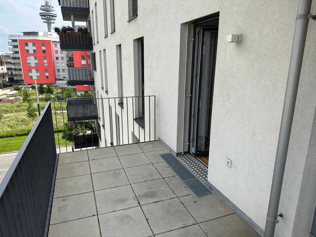 Hauptbahnhof Ferienwohnung Am Park Wien Exterior foto