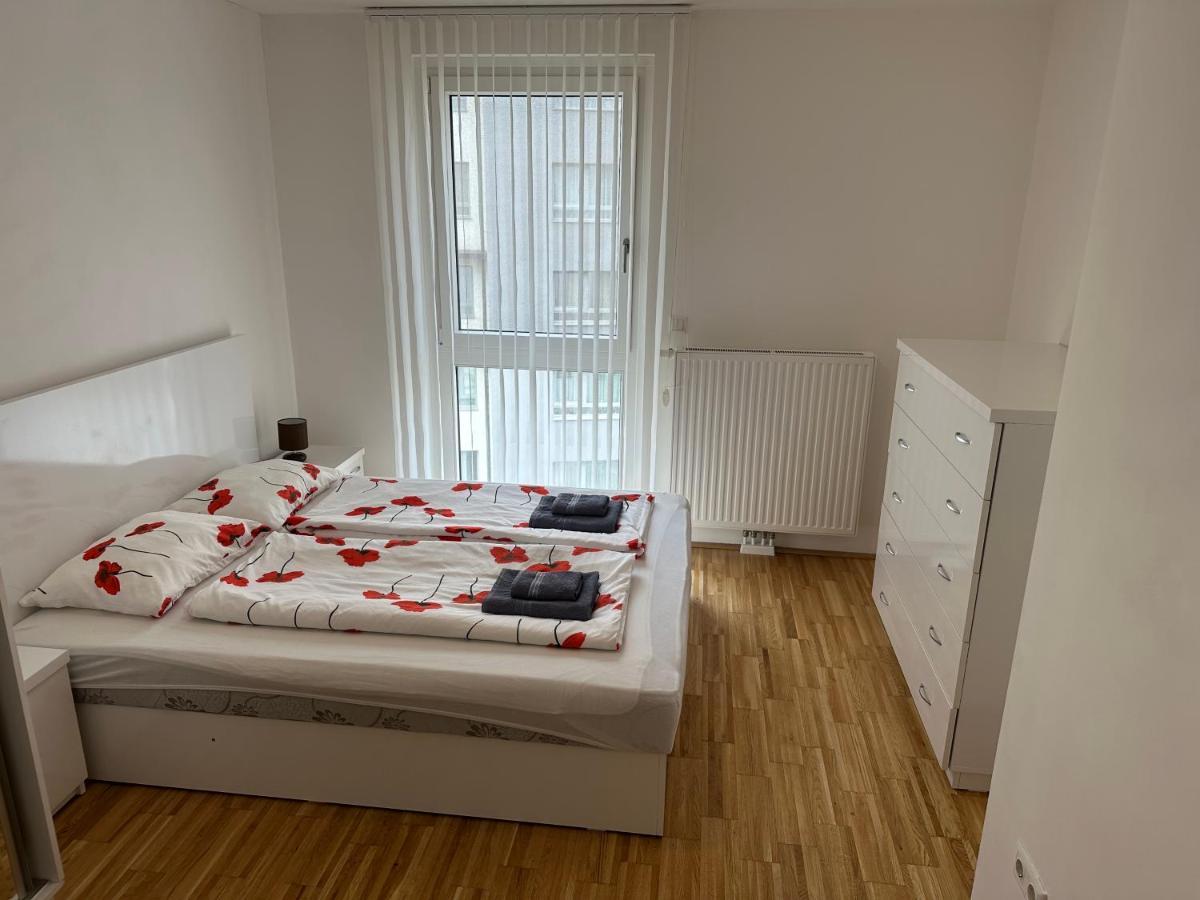 Hauptbahnhof Ferienwohnung Am Park Wien Exterior foto
